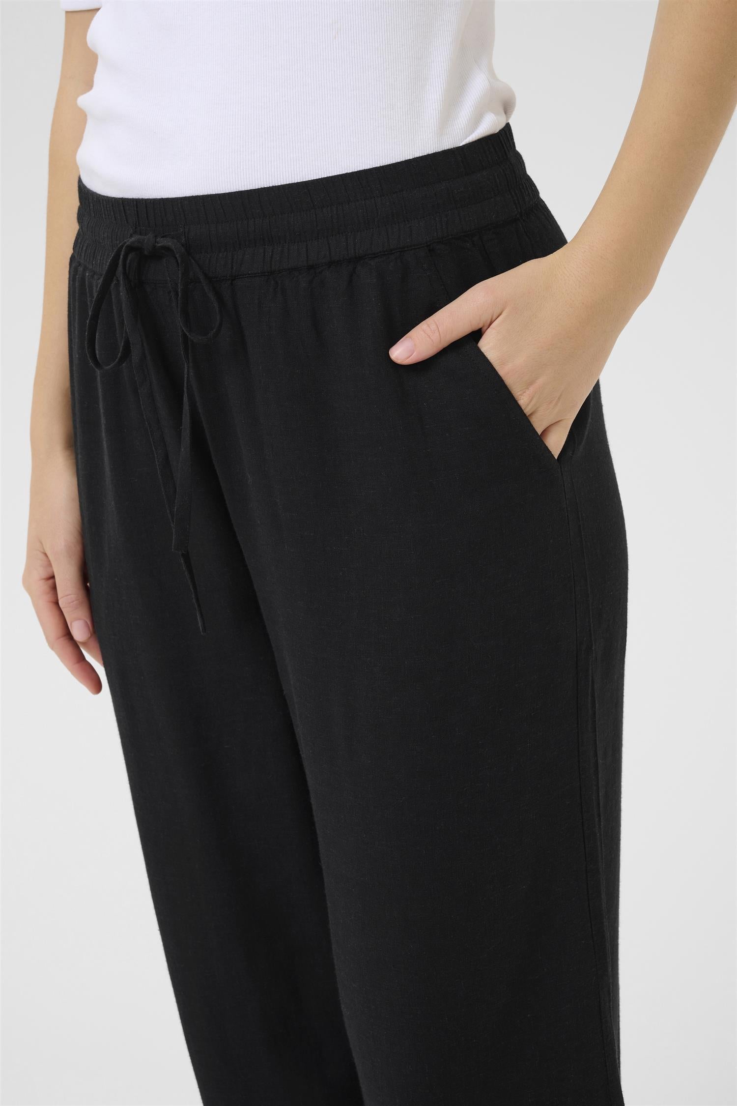 KAMilia Cropped Pants