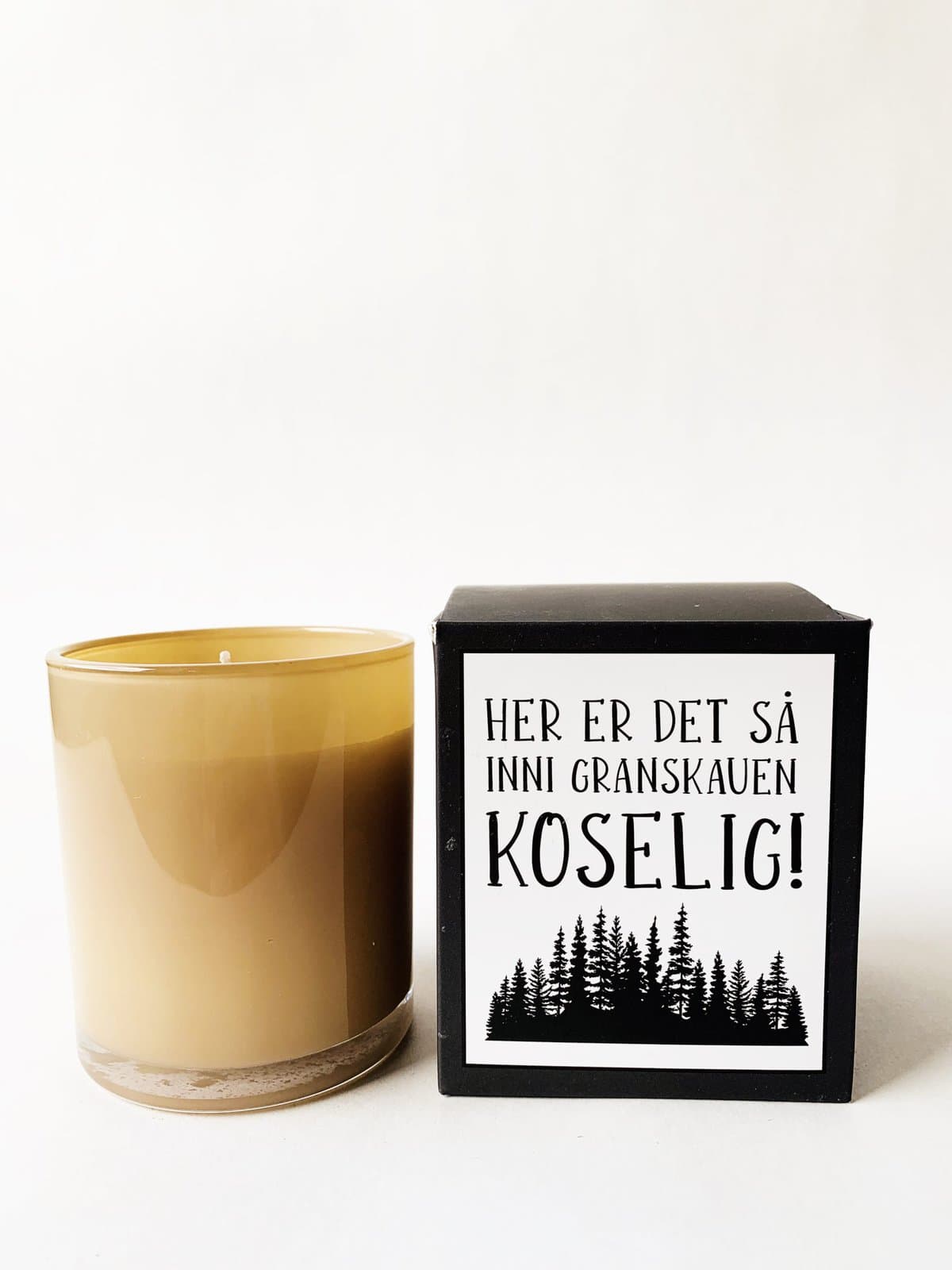 Duftlys i gaveeske "Her Er Det Så Inni Granskauen Koselig"