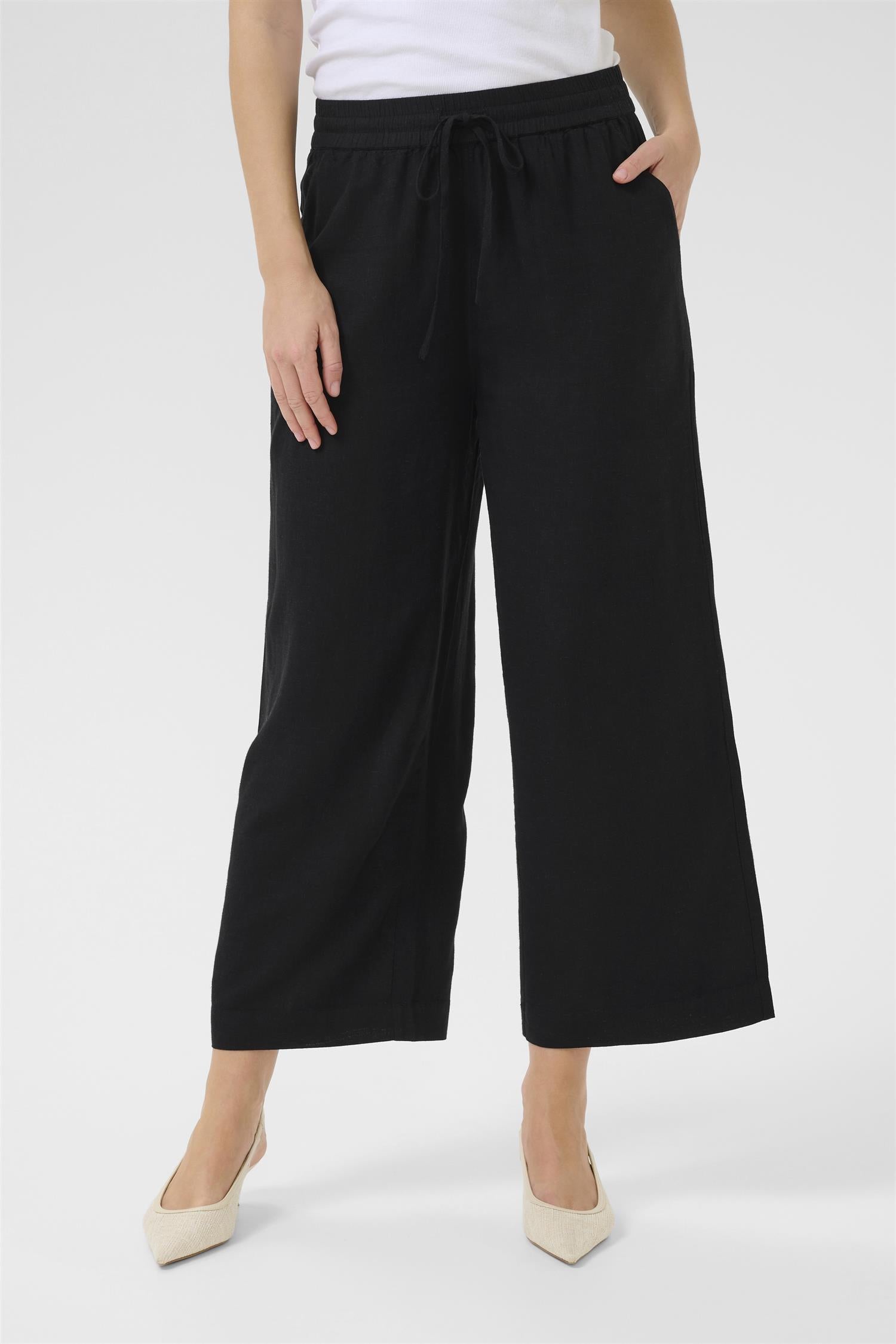 KAMilia Cropped Pants