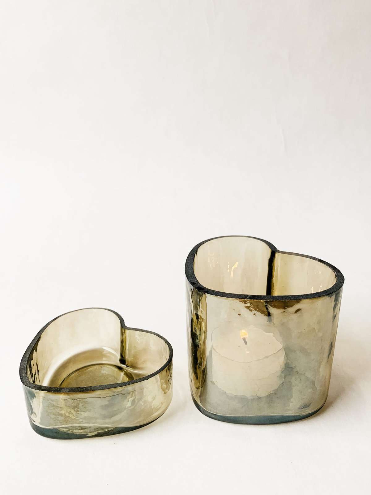 LYSHOLDER HJERTE RESIRKULERT GLASS 4X9 CM