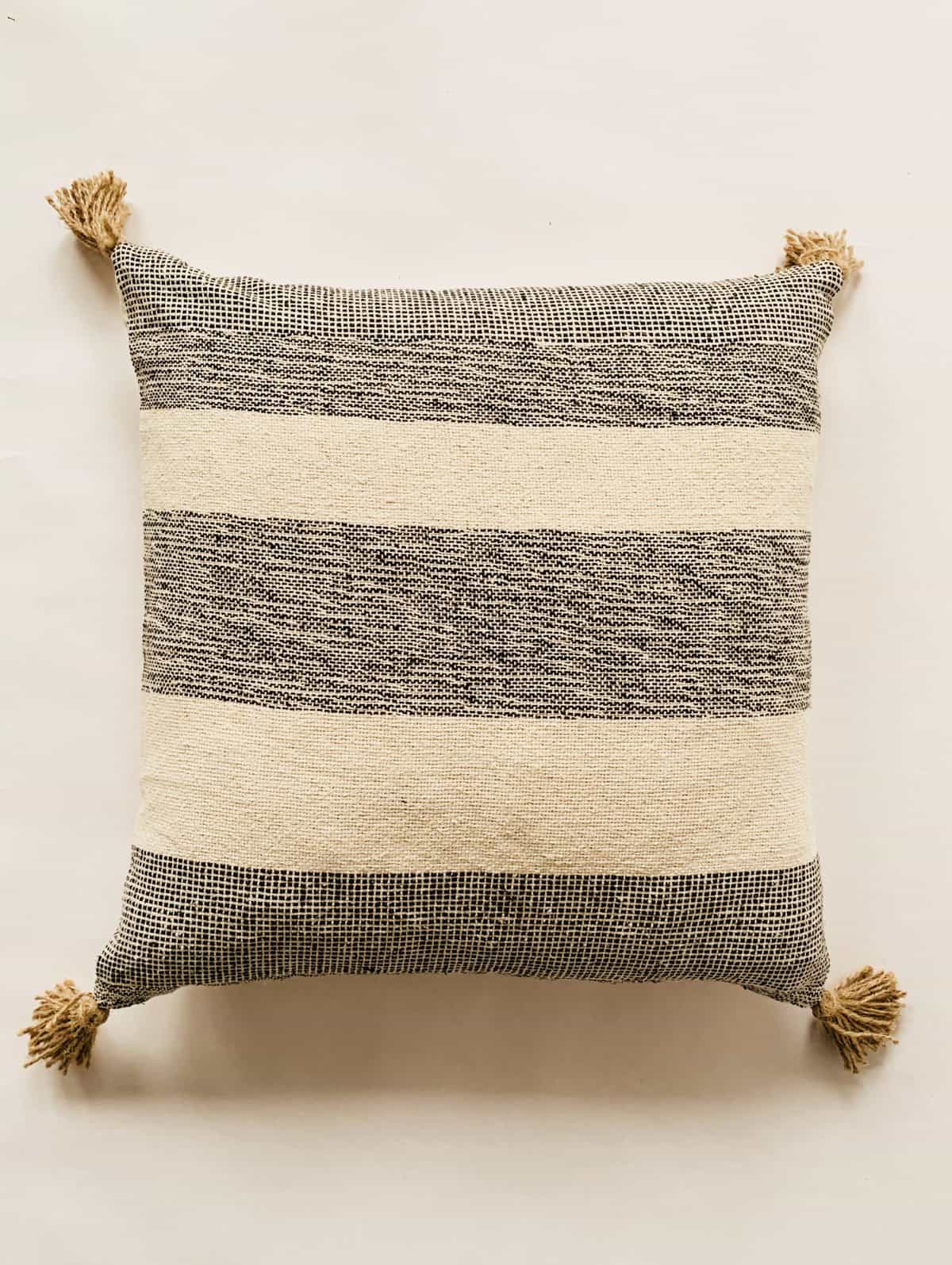 Putetrekk M/Striper/Dusker 60x60 cm