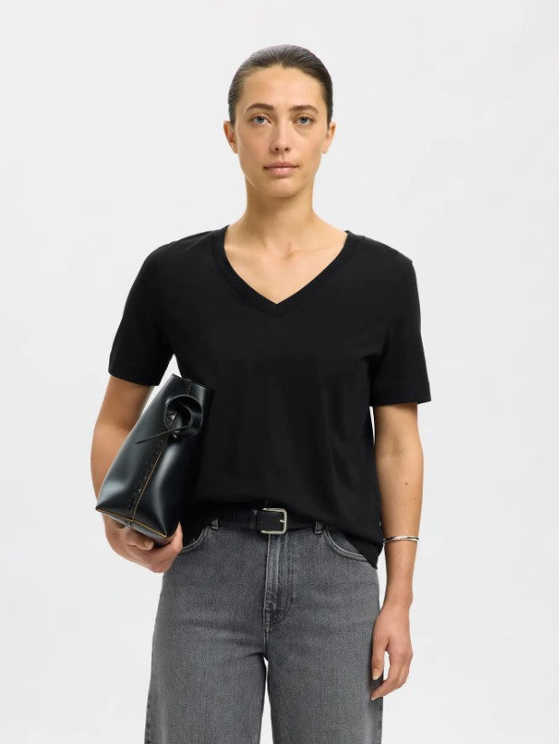 SLFESSENTIAL SS V-NECK TEE