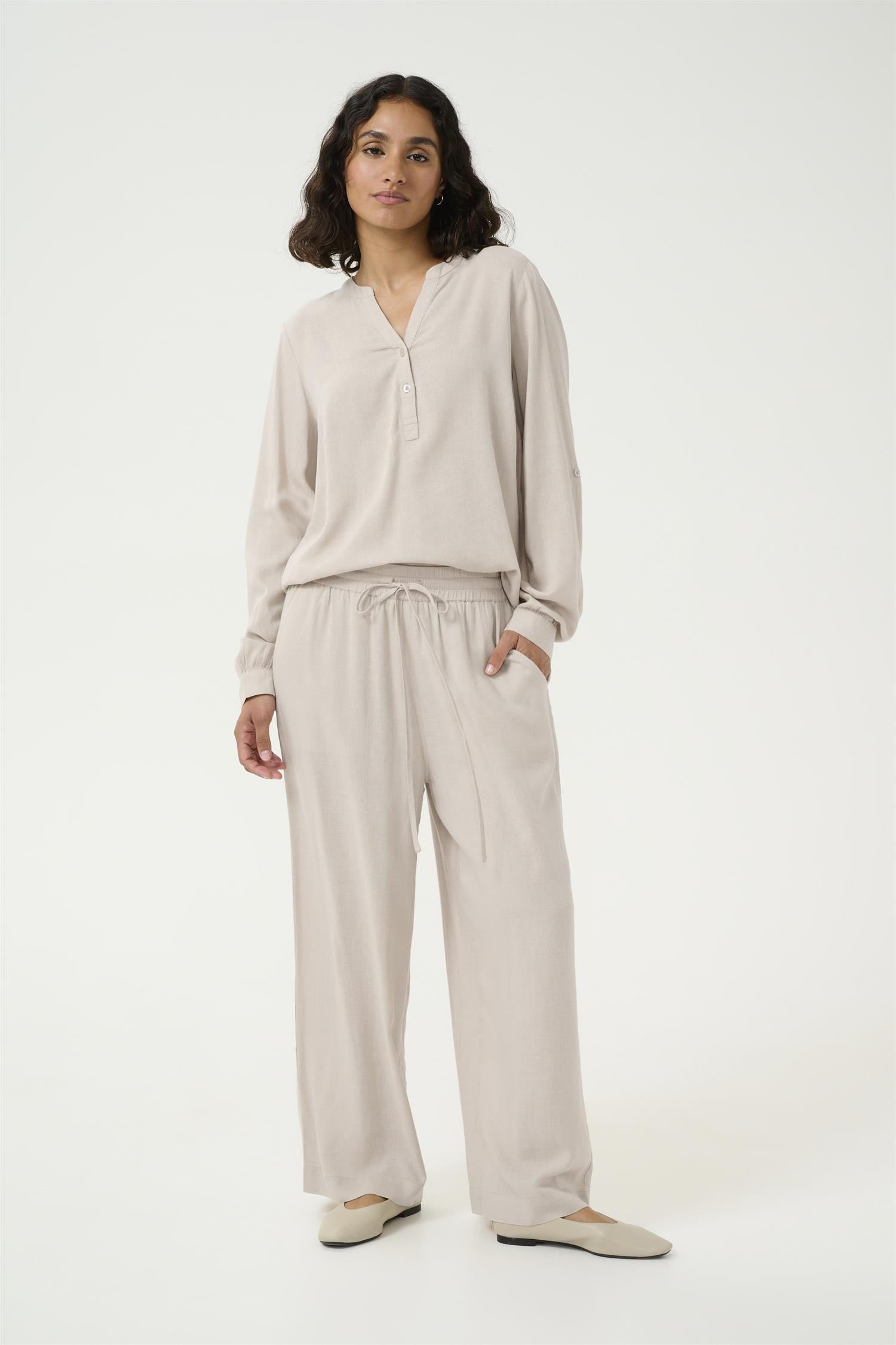 KAMilia Cropped Pants
