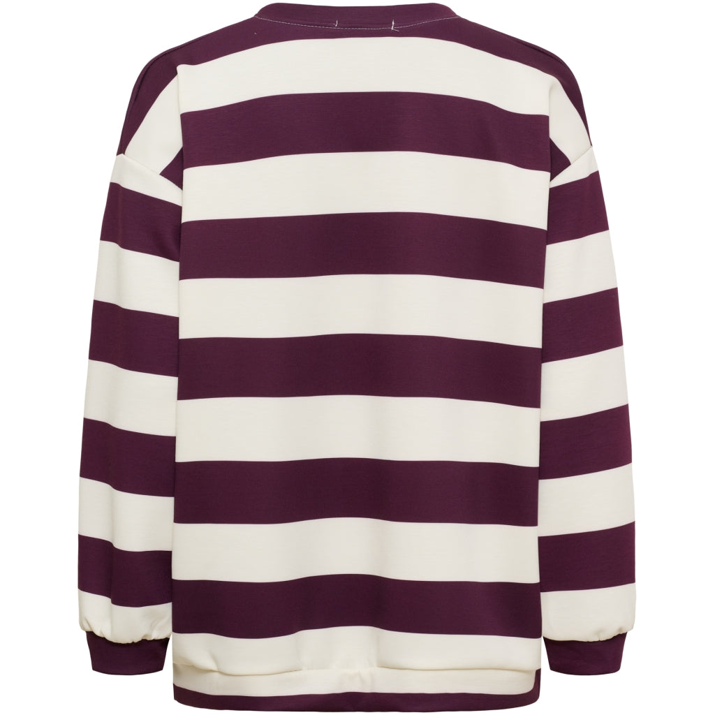 MDVnerina Sweatshirt