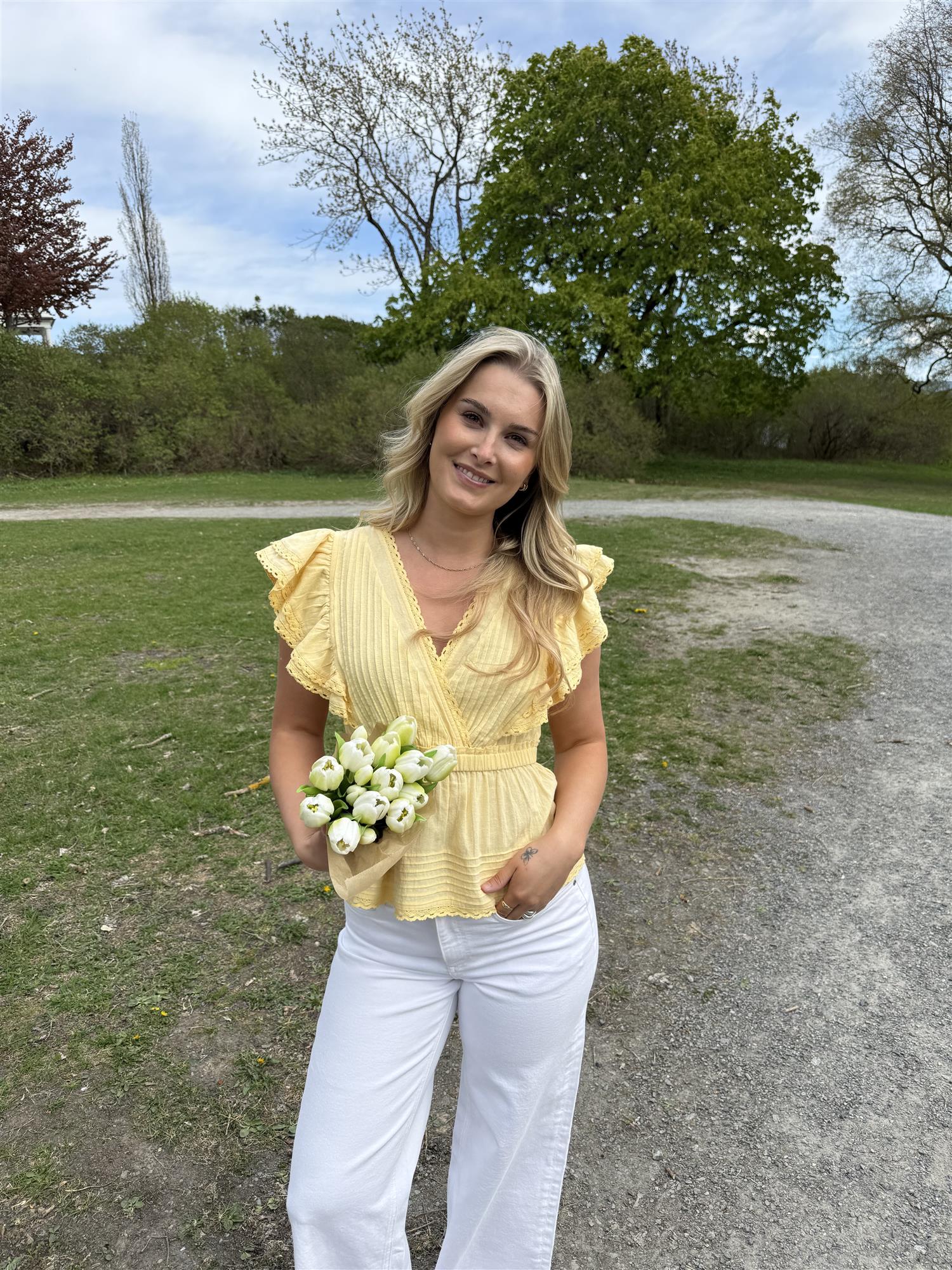 AWNORDEN SL V-NECK TOP