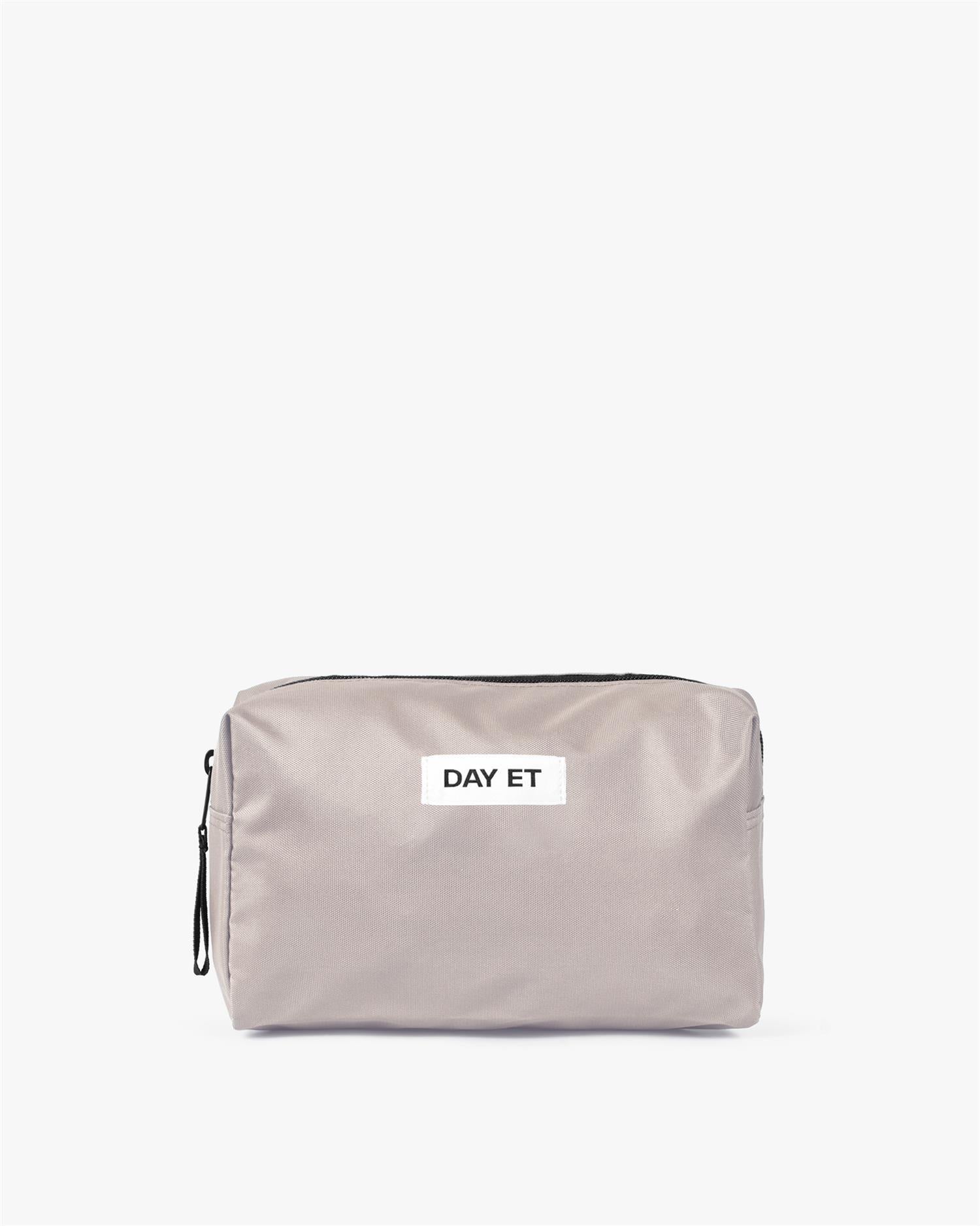 Day Gweneth RE-S Washbag S