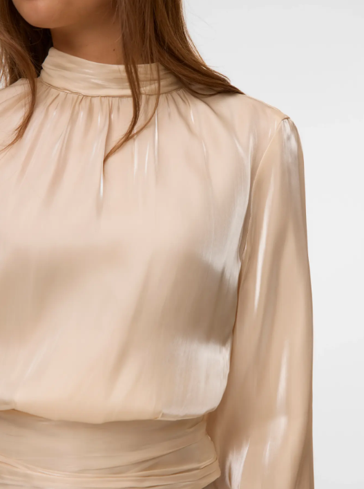 VMPolly LS High Neck Top WVN